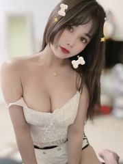 大奶小静