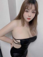 丰满大胸妹子