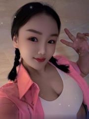 三点粉嫩妹