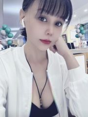 高素质服务系大胸妹