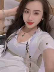 性感丰满妩媚风情少妇