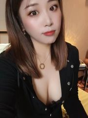 性感丰满小骚货