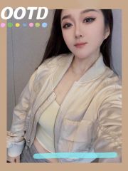性感年轻大胸妹子